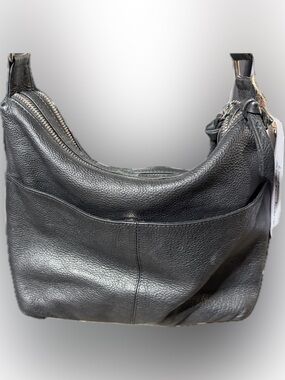 P039- Great American leather works black leather cross body purse